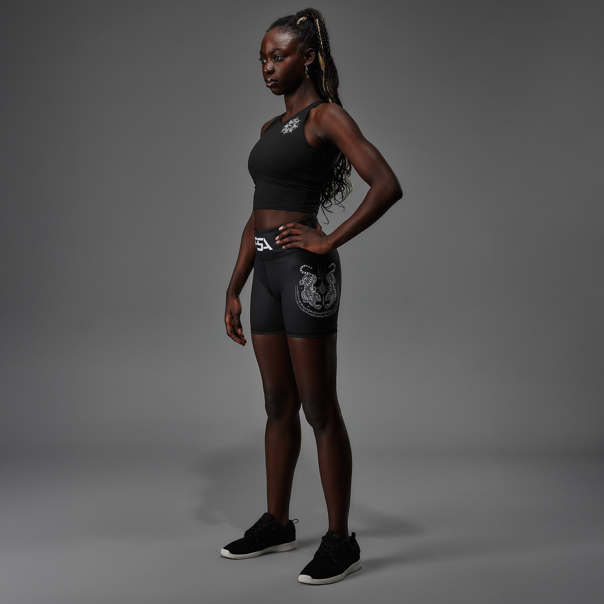 Cropped Sports Bra Sak Yant 8 Directions Black